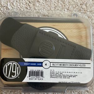 1791 GUNLEATHER SCH-4-NSB-R SCH HOL Night Sky BLK RH